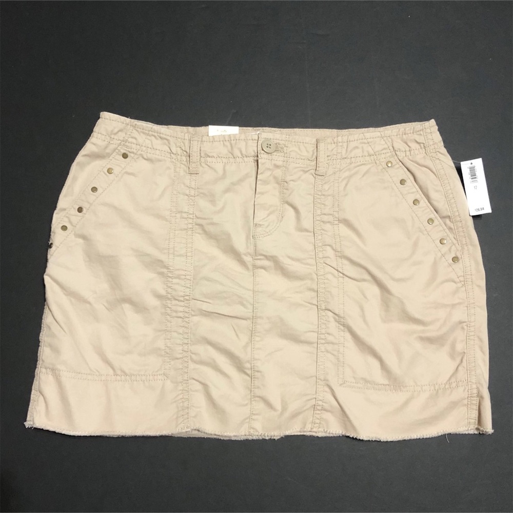 NWT! Old Navy khaki skirt (3 for $15)